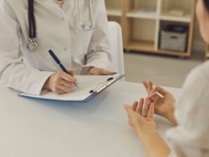 Read more about the article Prawo.pl: większa liczba ataków hakerskich na dane pacjentów