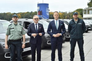 Read more about the article Totalizator Sportowy przekazał KAS nowe pojazdy, które pomogą w walce z szarą strefą