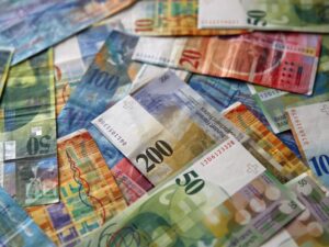 Read more about the article Frankowicze tracą ochotę na rozmowy o ugodach. Banki wręcz przeciwnie.