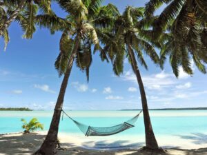 Read more about the article Praca z różnych zakątków świata. Czy Polakom podoba się taki styl życia?