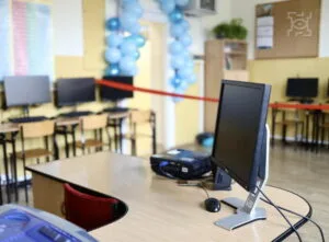 Read more about the article Nowe pracownie informatyczne dla uczniów V L.O w Lublinie