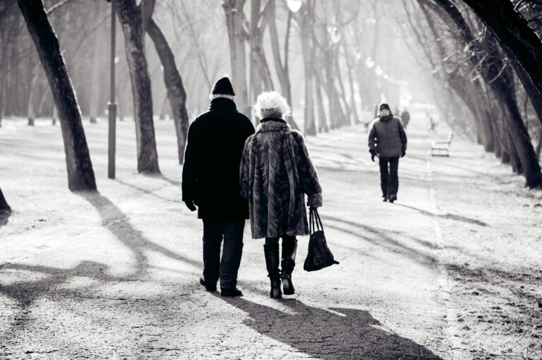 Read more about the article Senior Café – filiżanka kawy zmieniająca opiekę długoterminową