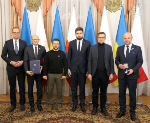 Read more about the article Lublin otrzymał tytuł „Miasto Ratownik” przyznawany przez Prezydenta Ukrainy W. Zełenskiego