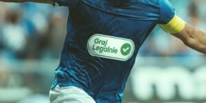 Read more about the article STS i Fortuna „grają legalnie” i zmieniają branding meczowy.