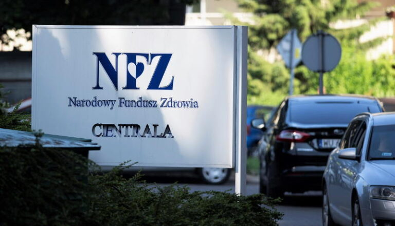 Read more about the article NFZ zwiększa środki na stomatologię, ale wciąż jest skromnie
