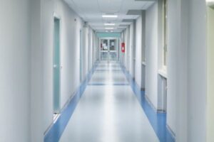 Read more about the article Ostatni dzwonek dla dyrektorów szpitali na skorzystanie z funduszy na cyfrową mobilność