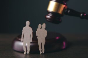 Read more about the article Prawo.pl: „ustawa Kamilka” wesprze ochronę dzieci przed przemocą