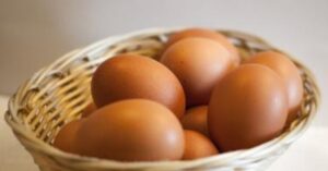 Read more about the article Cholina: jaka jest jej funkcja i czy warto ją suplementować?
