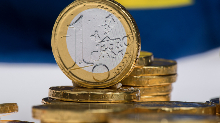 Zdjęcie bilonów o nominale 1 euro.