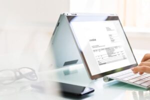 Read more about the article Nadchodzi era KSeF – czy jest się czego bać?