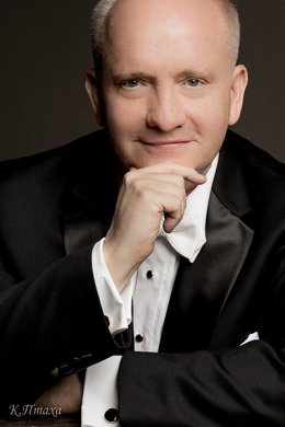 Zdjęcie muzyka Filharmonii Lubelskiej.