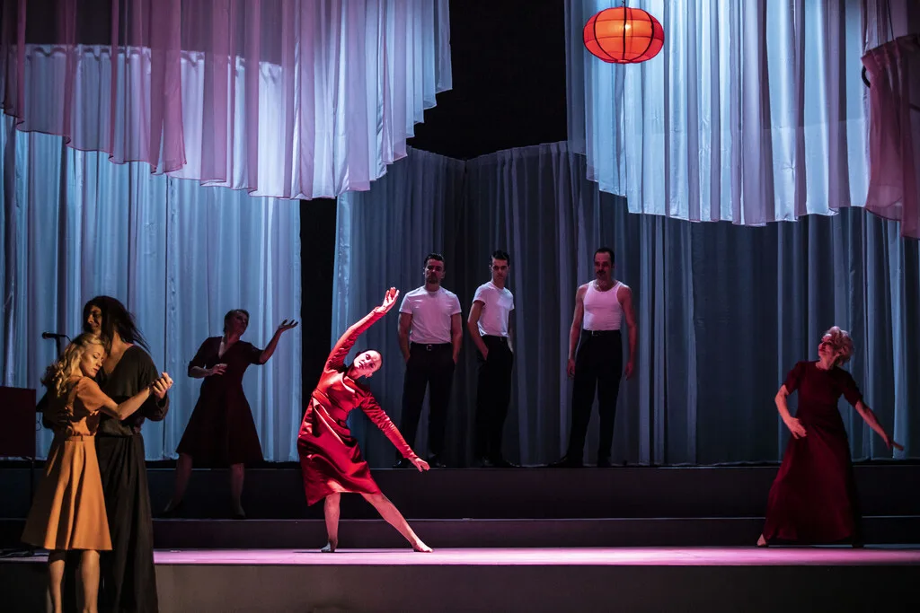 Zdjęcie ze spektaklu Teatru im. Juliusza Osterwy.