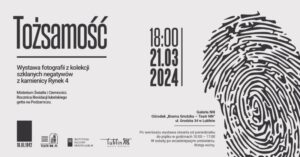 Read more about the article „Tożsamość”- Wystawa fotografii z kolekcji szklanych negatywów  z kamienicy Rynek 4 – wernisaż 21.III.