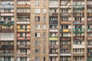 Read more about the article Eksperci: budynki w polskich miastach odpowiadają nawet za 80 proc. emisji CO2