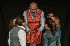 Read more about the article Dekalog Teatralny: Hańba / Pod lodem 7-9.III. Piwnice CK