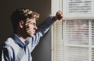 Read more about the article Miękkie lądowanie w pracy – jak uniknąć pourlopowego bluesa?