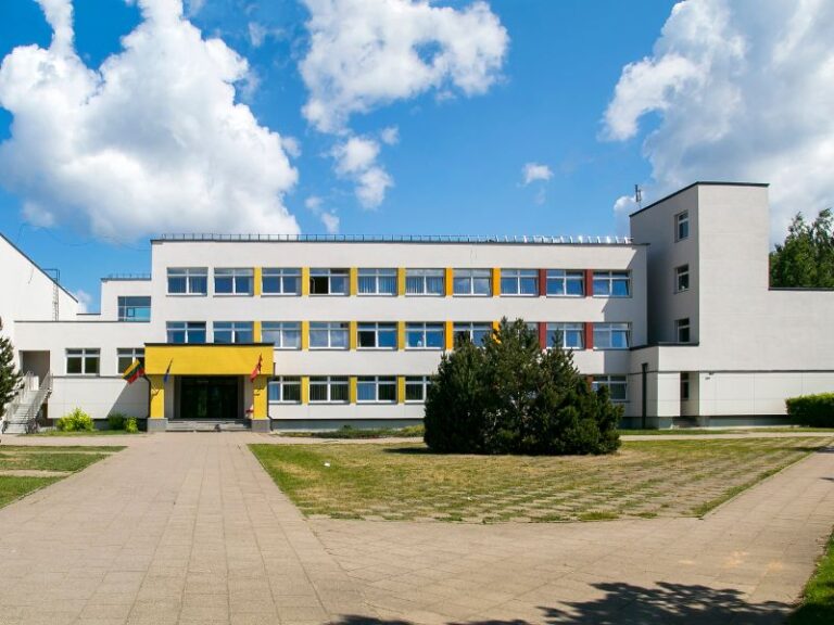 Read more about the article Nowe zajęcia sportowe w ramach programu Aktywna Szkoła – budżet do dyspozycji szkół czeka