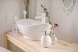 Read more about the article W łazienkach Europejczyków królują polskie mydło i papier toaletowy.