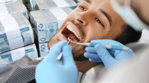 Read more about the article Ceny u dentystów zbliżyły się do dwucyfrowego wzrostu.