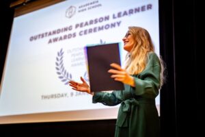 Read more about the article Rekordowe wyniki na arenie międzynarodowej – w czym polska młodzież jest najlepsza?