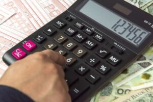 Read more about the article Podatkowe podsumowanie 2024 r. Znani eksperci wymieniają plusy oraz minusy