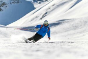 Read more about the article Zimowe kontuzje – jak ich uniknąć? Porady ortopedy