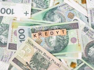 Read more about the article Według ekspertów: nadchodzi fala darmowych kredytów?