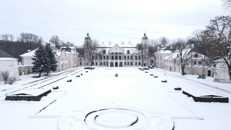 zamek-zima