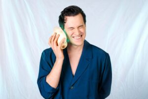 Read more about the article PREMIERA! – Niewiarygodna historia Małej S. – Teatr J. Osterwy 5.IV.( spektakle 5-13.IV)
