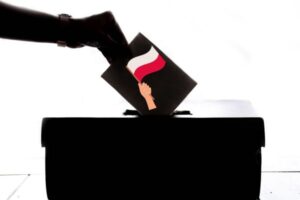 Read more about the article Im bliżej wyborów prezydenckich, tym więcej dezinformacji. Polacy nie umieją jeszcze jej rozpoznawać