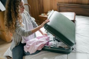 Read more about the article Sadzonka lub owoc jako pamiątka z wakacji? Sprawdź, co na to przepisy UE