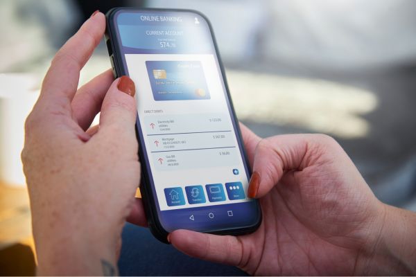 Read more about the article Aplikacje internetowe – zagrożenie dla życia i zdrowia zwierząt