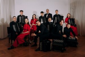 Read more about the article Lato pełne sztuki i inspiracji – zapraszamy do Kozłówki!