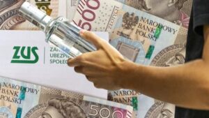 Read more about the article Kod „C” coraz większym problemem dla pracodawców. Rośnie liczba zwolnień dot. nadużycia alkoholu