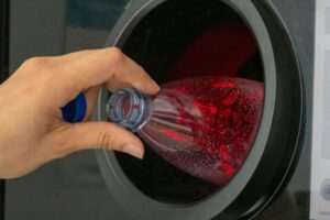 Read more about the article Nowy sposób, ale stary problem. Na razie system kaucyjny kuleje. Polakom potrzebna jest edukacja