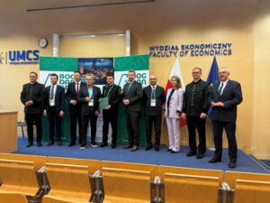 Read more about the article LW Bogdanka podpisuje umowę o utworzeniu klastra „IndusComp” i rozwija współpracę międzynarodową