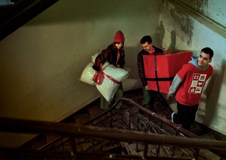 Read more about the article Szlachetna Paczka poszukuje jeszcze aż 3300 wolontariuszy w całej Polsce