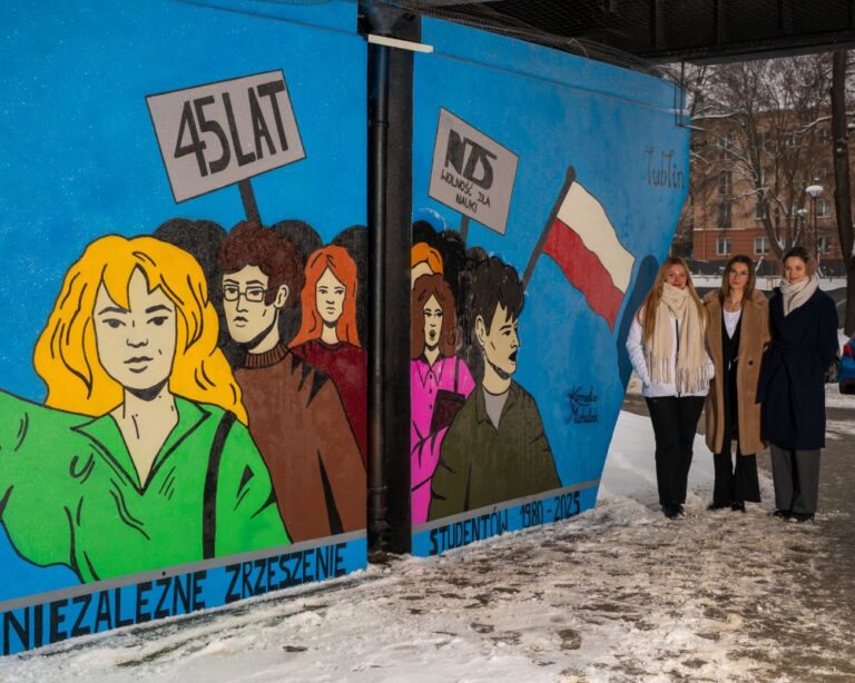 Read more about the article Od buntu do muralu: 45 lat Niezależnego Zrzeszenia Studentów