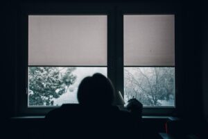 Read more about the article Brak światła pogarsza samopoczucie i obniża koncentrację.