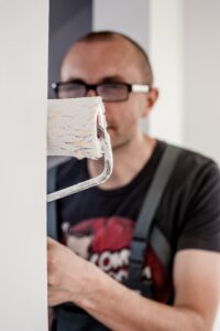 Read more about the article Remont zaplanowany, budżet rozjechany. Jak Polacy finansują remonty?