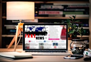 Read more about the article Spory o transformację energetyczną stają się paliwem dla dezinformacji